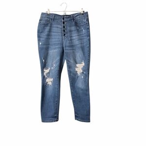 Judy Blue Button-Fly Distressed Boyfriend Jeans